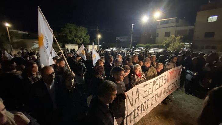 AKEL'den Derinya Sınır Kapısında eylem