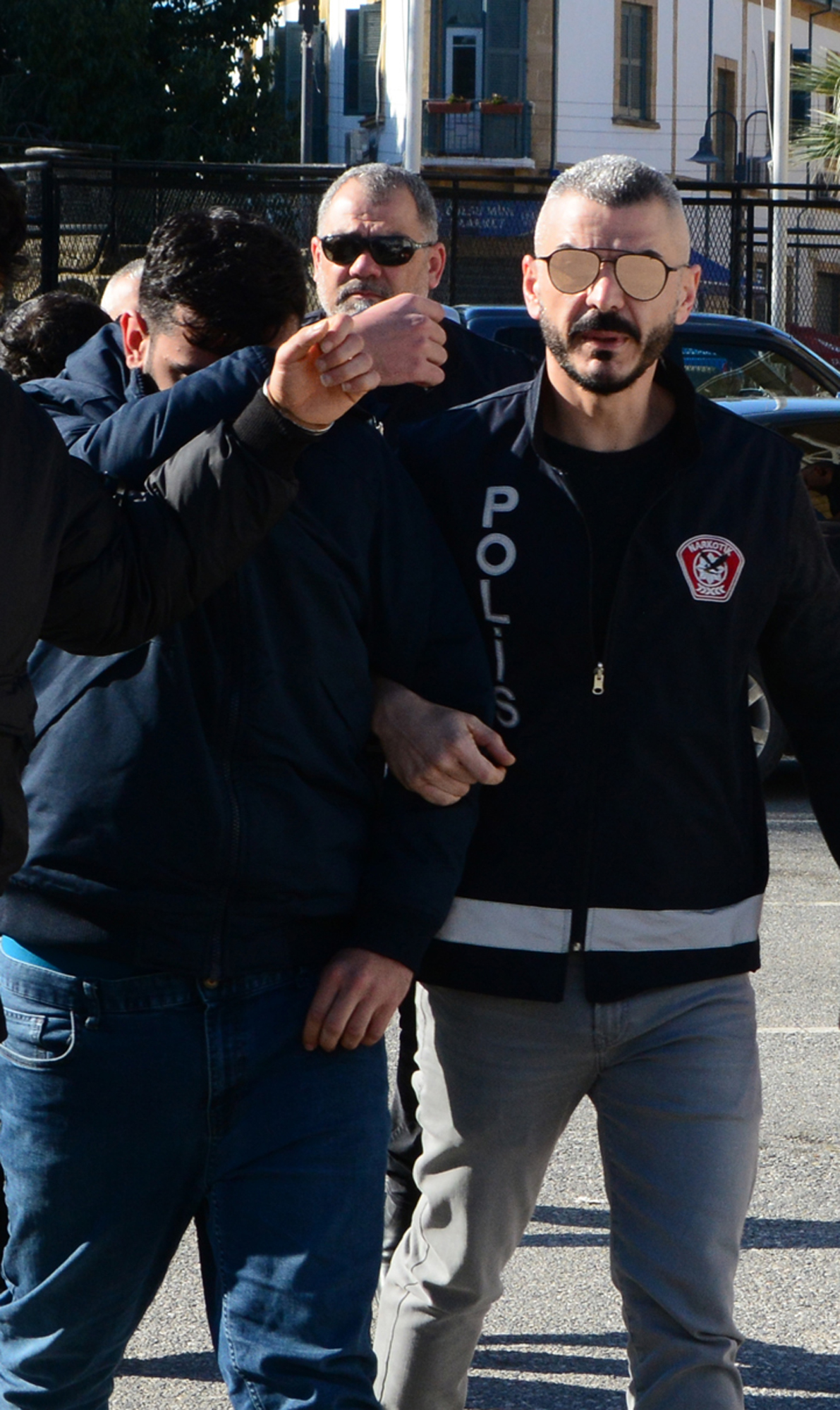 Öğrenciler, uyuşturucu zulasıyla yakalandı