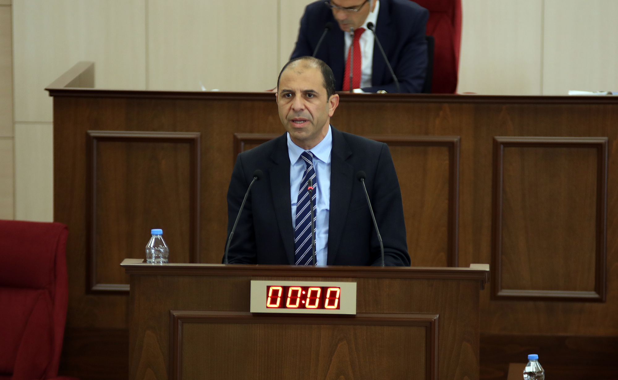 'Siyaset bitmiştir, siyaset bitmelidir. Yoksa devlet bulamayacağız...'