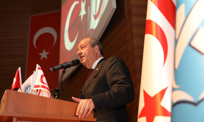 'Kıbrıs'ta iki eşit halk var'