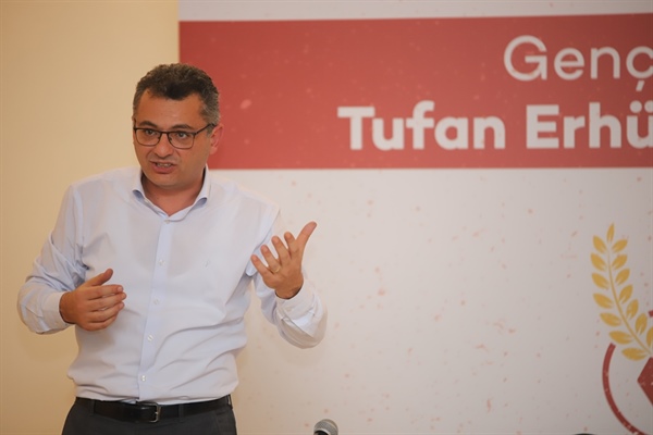 'Daha fazla bekleyecek, daha fazla nesli heba edecek bir lüksümüz yoktur'