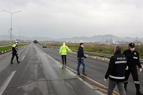 107 kişi sokağa çıkma yasağını ihlal etti!