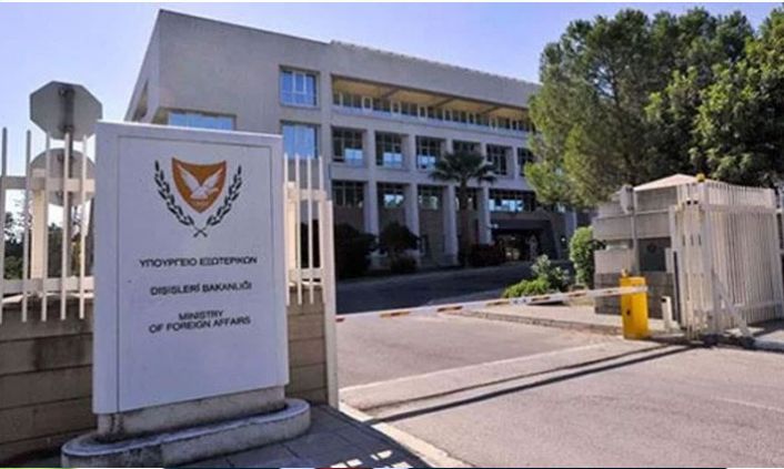 Rum Dışişleri Bakanlığınden yeni seyahat yönergesi