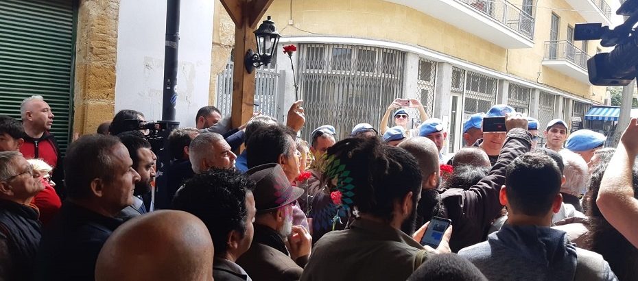 'Kapı açılana kadar eylemler tekrarlanacak'