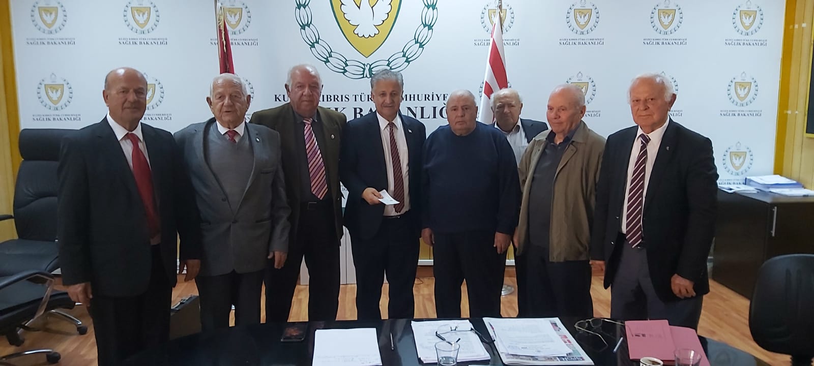 Emeklilerden hastaneye 60 bin TL bağış