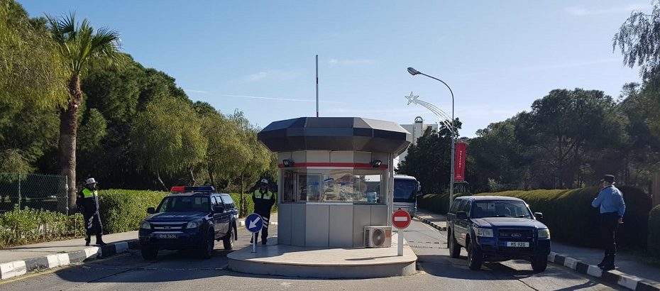 Almanya'dan gelen kafilenin konakladığı Gazimağusa'daki otel karantinada