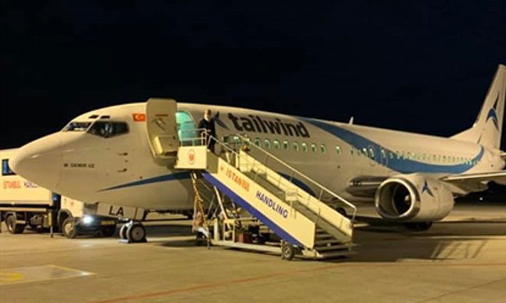 İngiltere'den çoğu öğrenci 168 KKTC vatandaşı ülkeye geldi