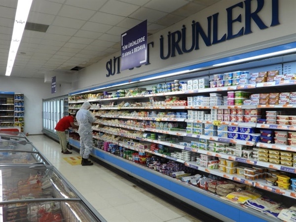 İskele Belediyesi zabıtası market ve kasapları denetledi