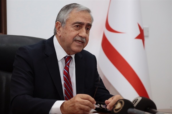 'Şimdi bu badireden en az zararla kurtulmak için dayanışma zamanı'