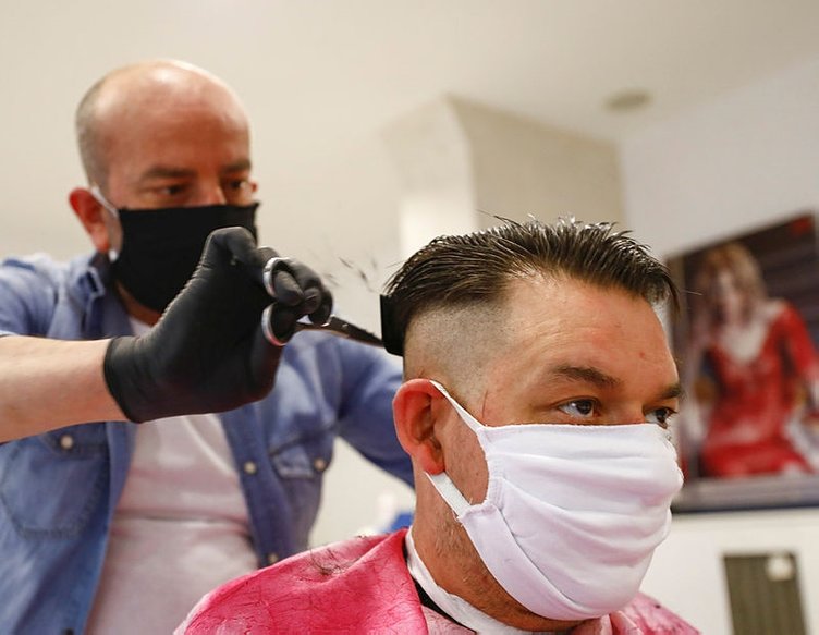 Özersay açıkladı: Berberler 20 Mayıs'ta açılıyor! İşte yeni kurallar