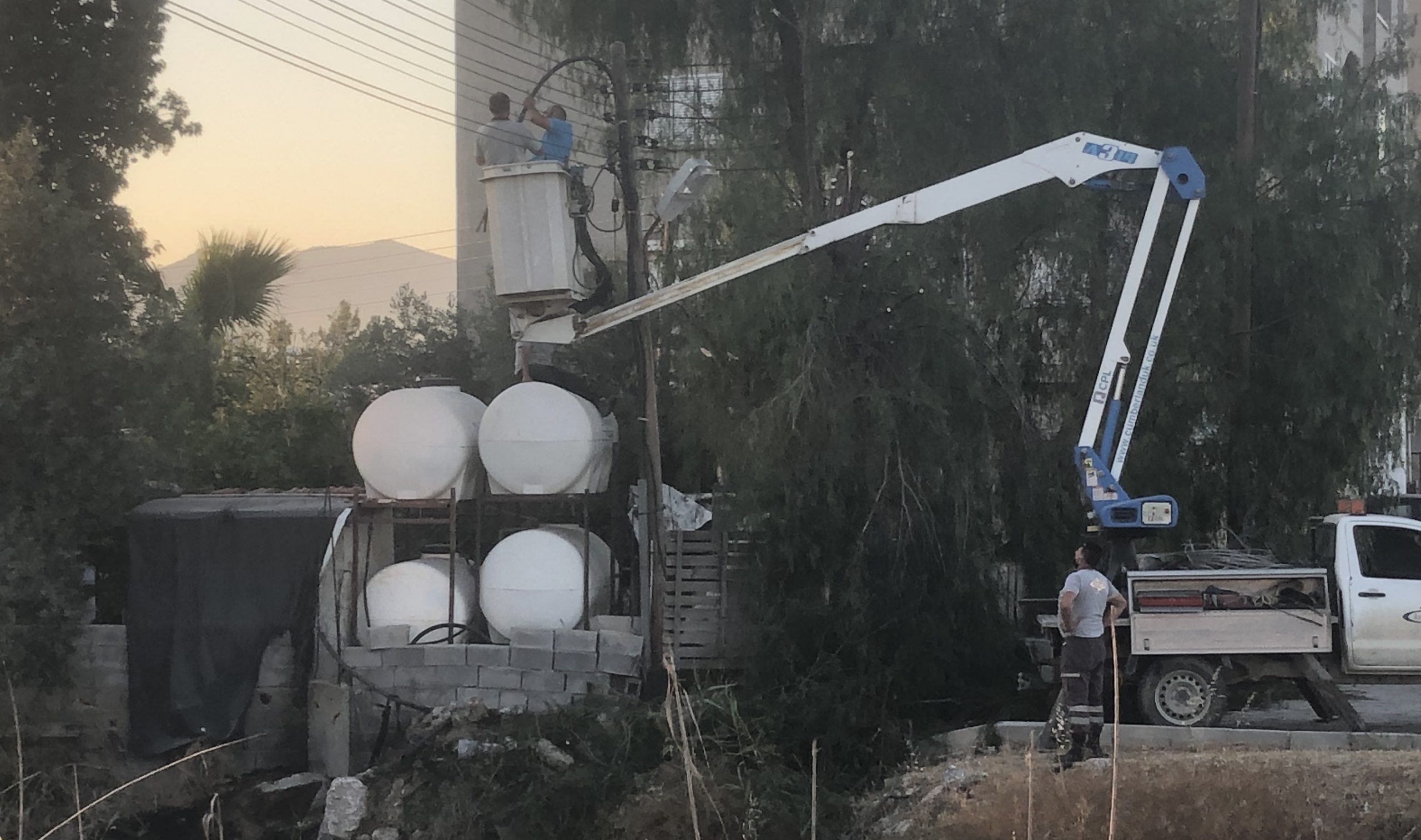 Lefkoşa'da elektrik isyanı