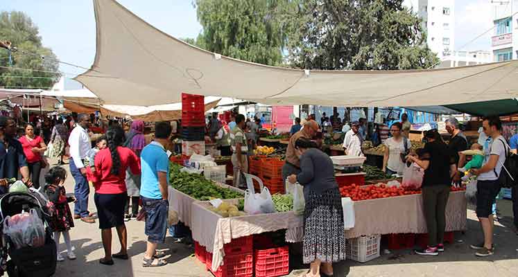 Pazar yerleri açılıyor