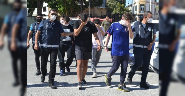 Gönyeli’de 15 kişi birbirine girdi