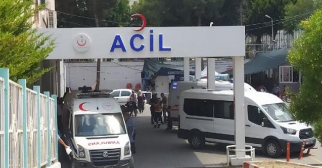 Tüfekle poz verip fotoğraf çektirirken kendisini vurdu