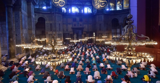 86 yıl sonra Ayasofya'da ilk bayram