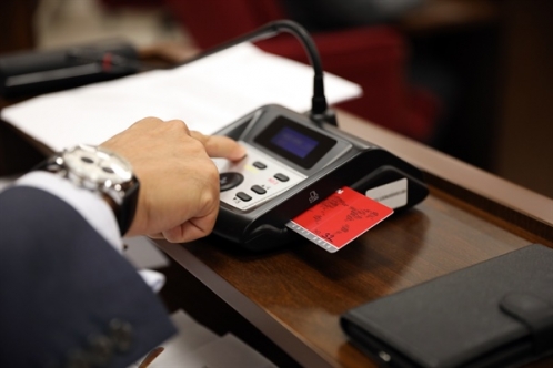 Meclis’e elektronik oylama sistemi kuruldu