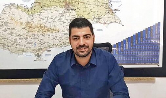 "Bazı adaylar cumhurbaşkanlığına aday olduğunu unuttu, vizyon konuşmuyor"