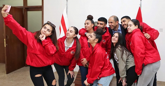CUMHURBAŞKANLIĞI ÖDENEĞİNİ SPORCU VE SANATÇILARA DESTEK İÇİN KULLANACAĞIM