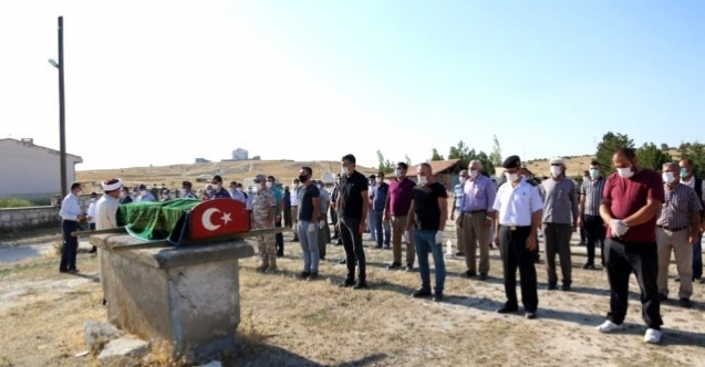 Kıbrıs gazisi ebediyete uğurlandı