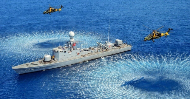 Türkiye'den Yunanistan'a jet yanıt: Savaş gemileri yola çıkıyor