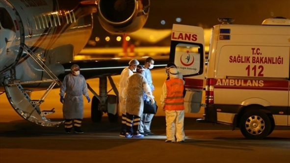 4 koronavirüs hastası daha tedavileri için Türkiye'ye sevkedildi