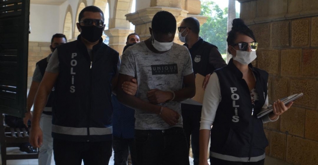 4 yıldır kaçaktı, hırsızlıktan yakalandı