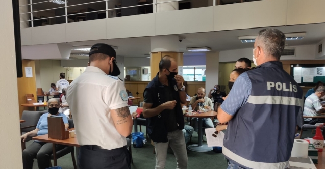Girne'de bahis evleri ve kahvehaneler denetlendi