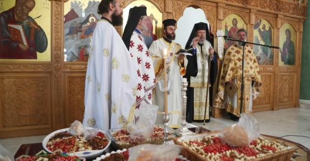 II. Hrisostomos: Çift kabin vana biniyorum