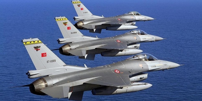 KKTC'de F-16'lar uçtu