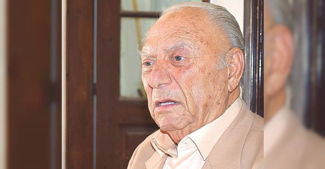 Mağusa, ulu çınarını kaybetti