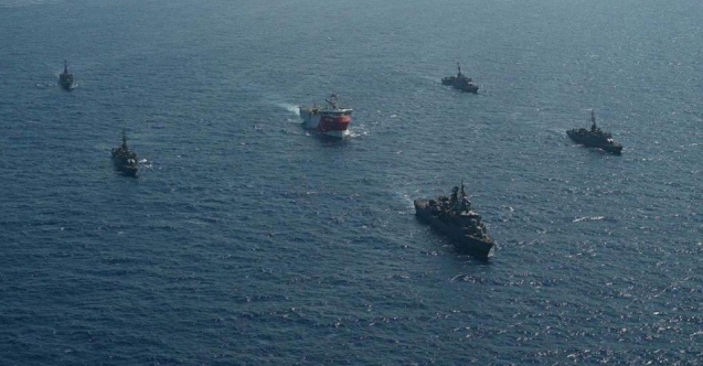 Rum Savunma Bakanı: Türkiye sıcak temas istiyor