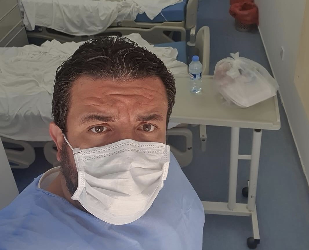 Zaroğlu hastaneden şikayet etti, otele gitti