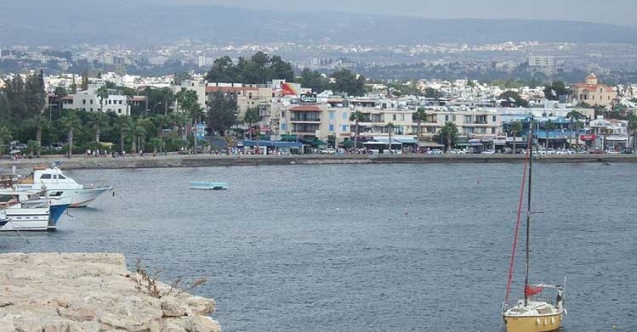 Baf Belediye Başkanı Kıbrıs Türk mallarını keyfi şekilde yıkıyor, belediyenin mülkiyetine geçiriyor