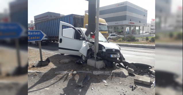 Lefkoşa'da korkutan kaza: 1 yaralı
