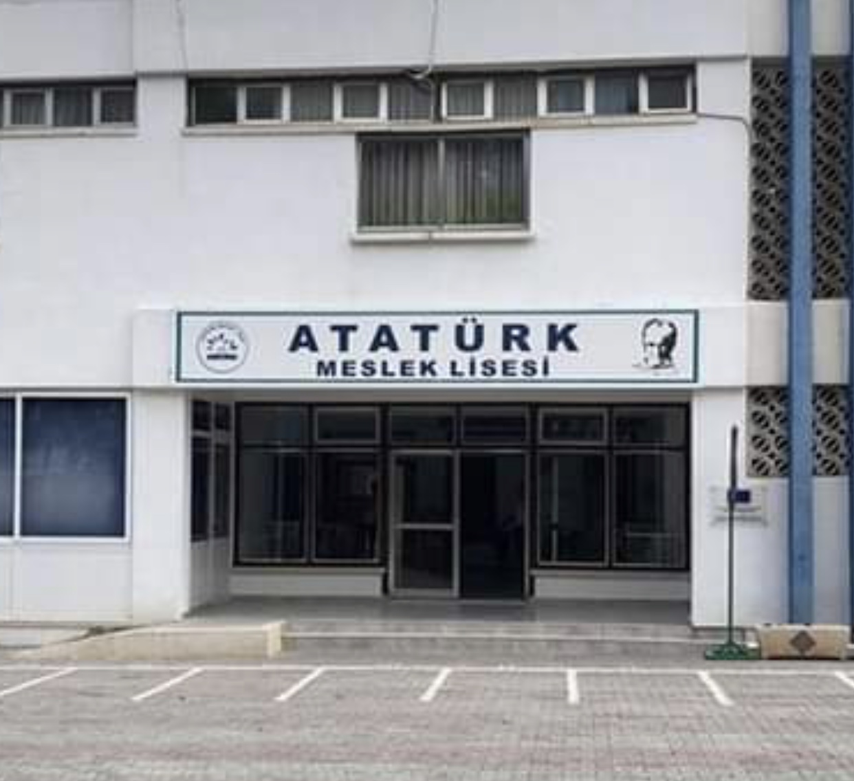 Pozitif öğrenciler ve temaslıları karantinada