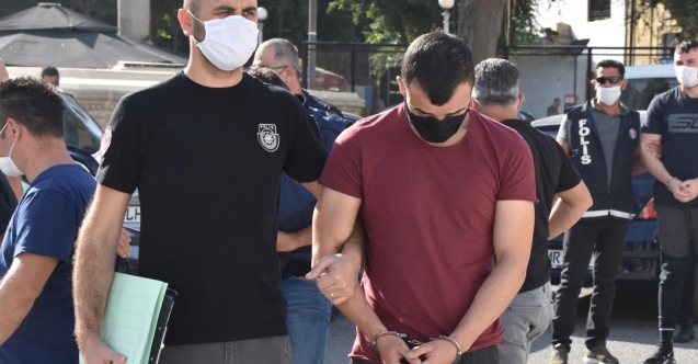 Uyuşturucuları askeri bölgeye attılar