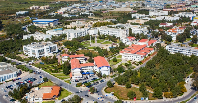 DAÜ'den 12 Akademisyen "en başarılı bilim insanları" listesinde