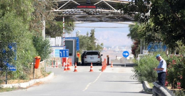 Güney Kıbrıs’a geçişlerle ilgili karar!