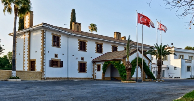 “Başbakanlık makamının boş kalma sebebi sistemdeki eksiklik"