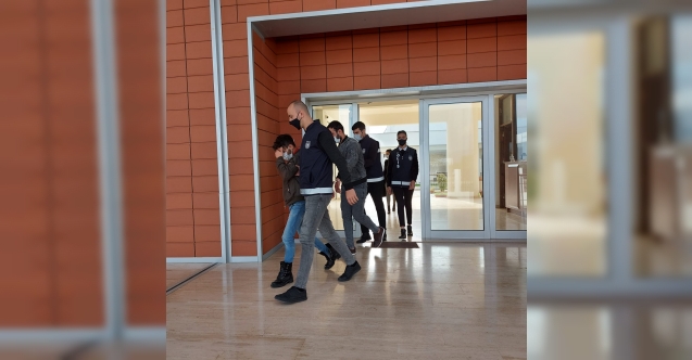 Düzensiz göçmenlerle bağlantılı olduğu düşünülen 2 kişi tutuklandı