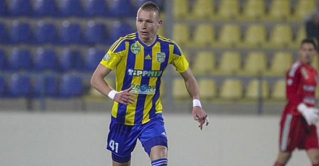 Fenerbahçe'nin Szalai transferi KKTC'yi karıştırdı! Siyasiler sosyal medyadan birbirine girdi