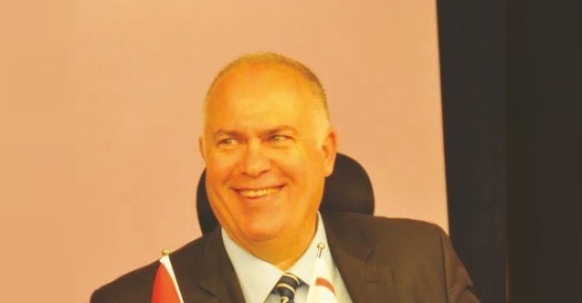 "Gençlerin beyinlerini Rum tezleri ile yıkayanları uzaklaştırın"