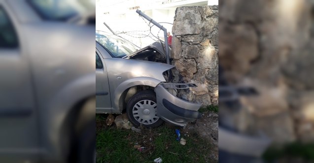 17 ve 15 yaşındaki iki genç yaralandı