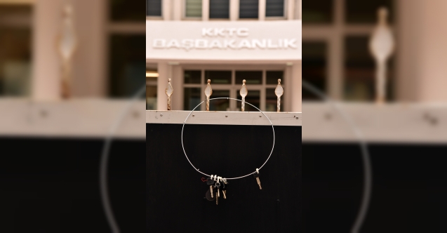 Anahtarları Başbakanlığa bıraktılar