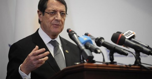 Anastasiadis'ten Kıbrıslı Türklere hellim mesajı
