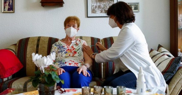 AstraZeneca aşısından 9 kişi öldü