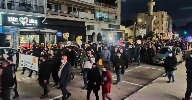 Gazeteciler Lefkoşa'dan haykırdı: “Boyun eğmeyeceğiz”