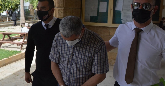 6 şişe viskiyi pantolonunun içine koyup çaldı