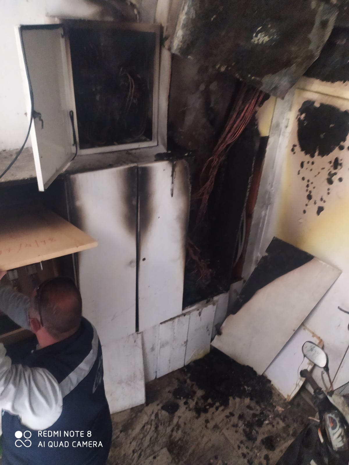 Lefkoşa’da yangın paniği! 3 kişiye ambulans müdahalesi