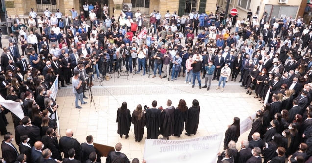 YARGININ BAĞIMSIZLIĞINA SALDIRI PROTESTO EDİLDİ